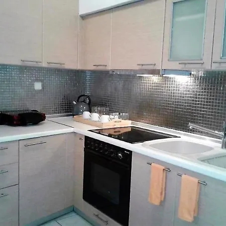 Lilac Studio Apartment